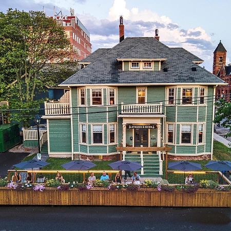 Slaymaker & Nichols Gastro House & Inn ชาร์ลอตต์ทาวน์ ภายนอก รูปภาพ