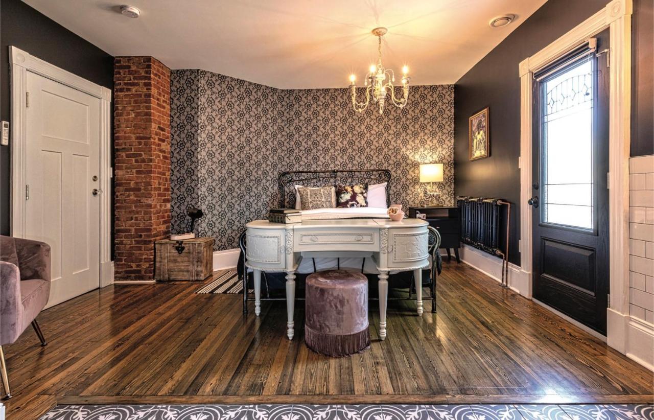 Slaymaker & Nichols Gastro House & Inn ชาร์ลอตต์ทาวน์ ภายนอก รูปภาพ